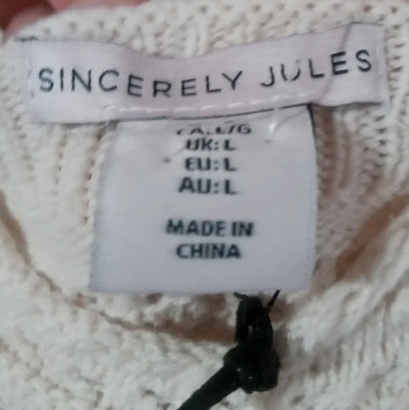 Sincerely Jules White Cropped Ruffled Blouse - Picture 2 of 4